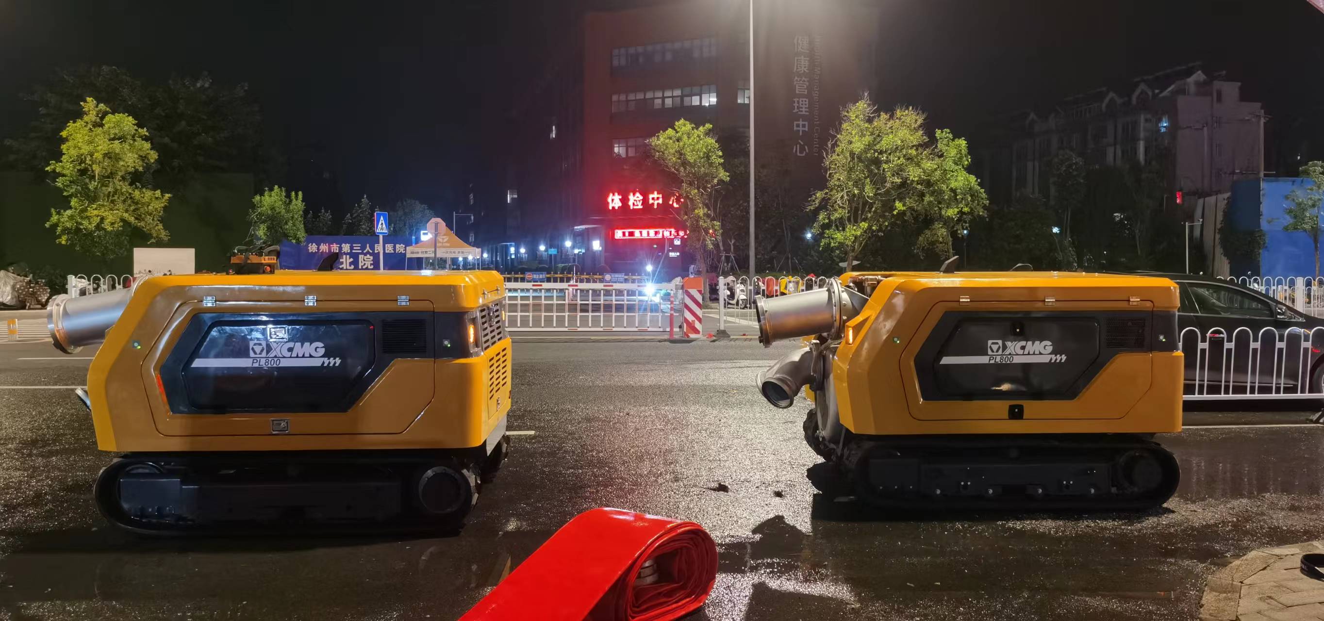 币游国际排涝机器人紧急驰援，多处涝区“治水先锋”