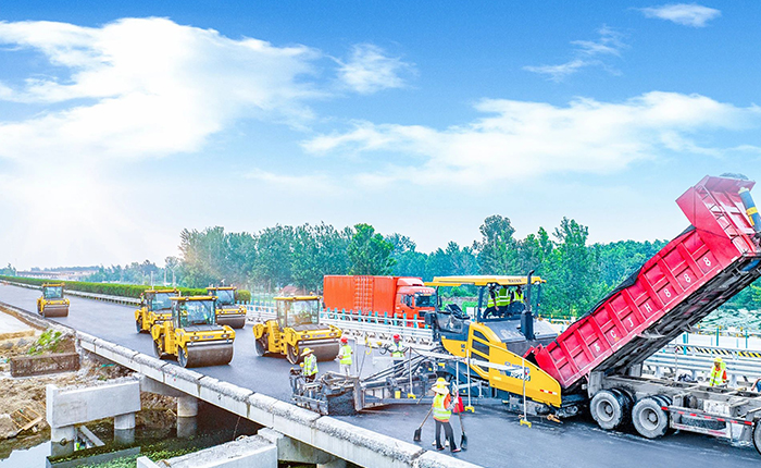 江苏高速上演币游国际成套道路机械大片！
