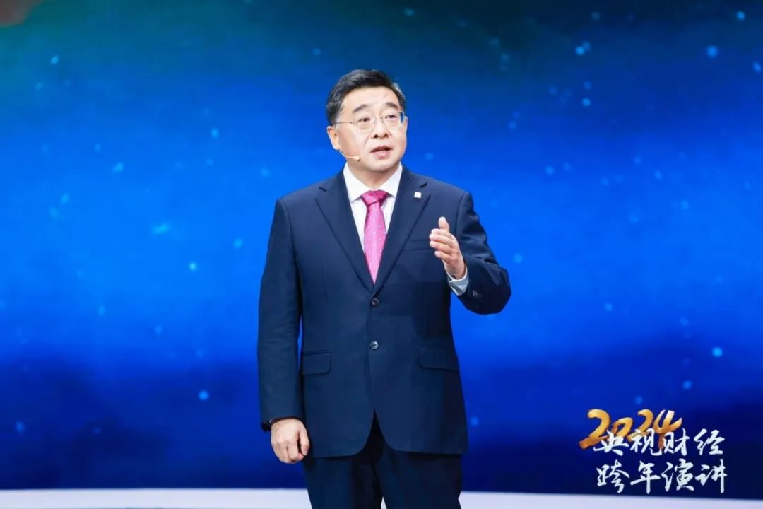 央视跨年演讲 | 杨东升：以一臂之力造福人类