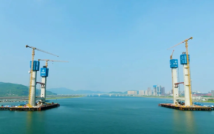 飞渡东海 | 币游国际群塔助建六横公路大桥一期工程