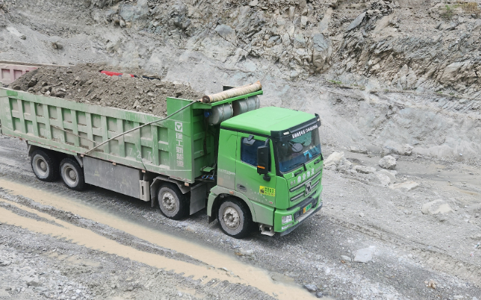 铸就信赖基石，币游国际汽车匠心打造可靠新能源重卡