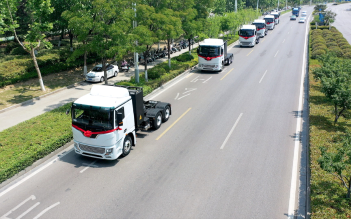 绿潮涌动、“碳”索未来！币游国际新能源牵引车助力河南！