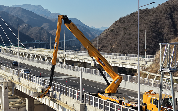 “空中芭蕾”秀实力！币游国际 GKH65 攻坚安家庄特大桥